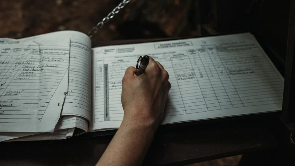 Emergency lighting logbook: what to record